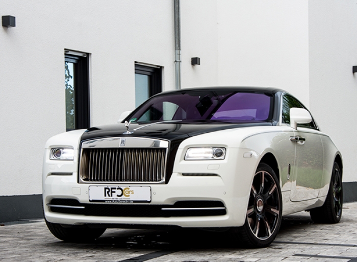 Die Luxus Limousine für den ganz besonderen Anlass – Rolls Royce mieten